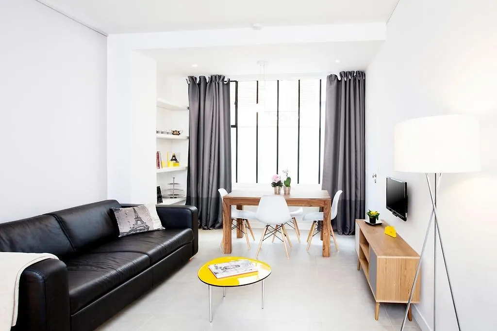 Apartment Studios De Charme A Montmartre Paris